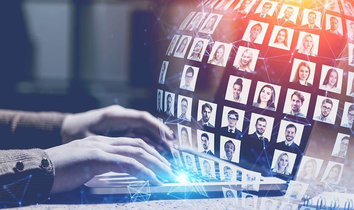 Defining Virtual Community Projects for Dynamic Change