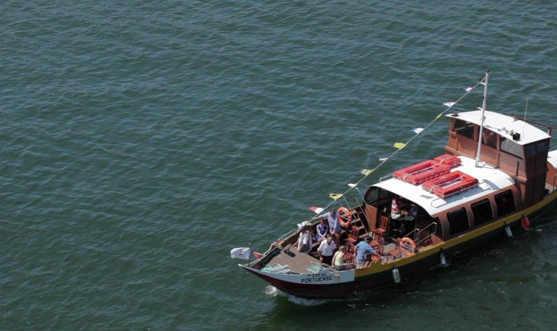 Introduction to Portuguese / Iniciação à Língua Portuguesa