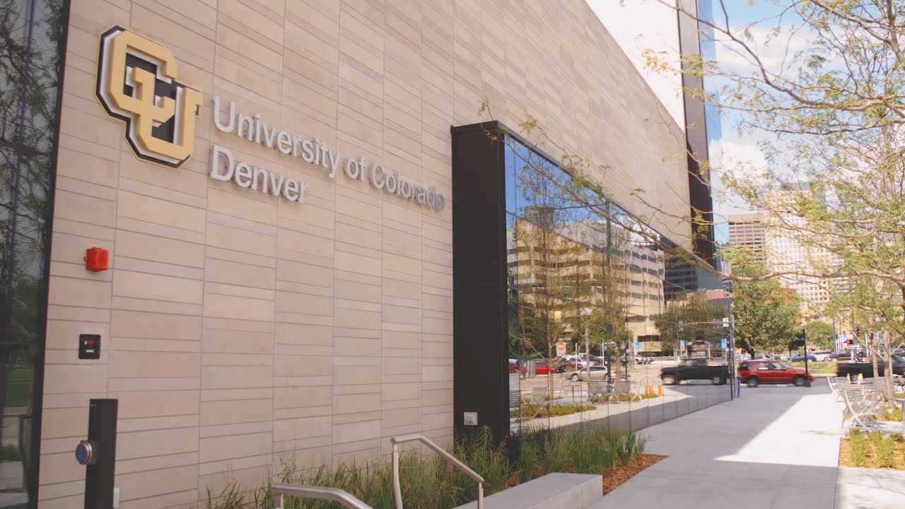 منحة جامعة كولورادو دنفر لدراسة درجة البكالوريوس في أمريكا 2023